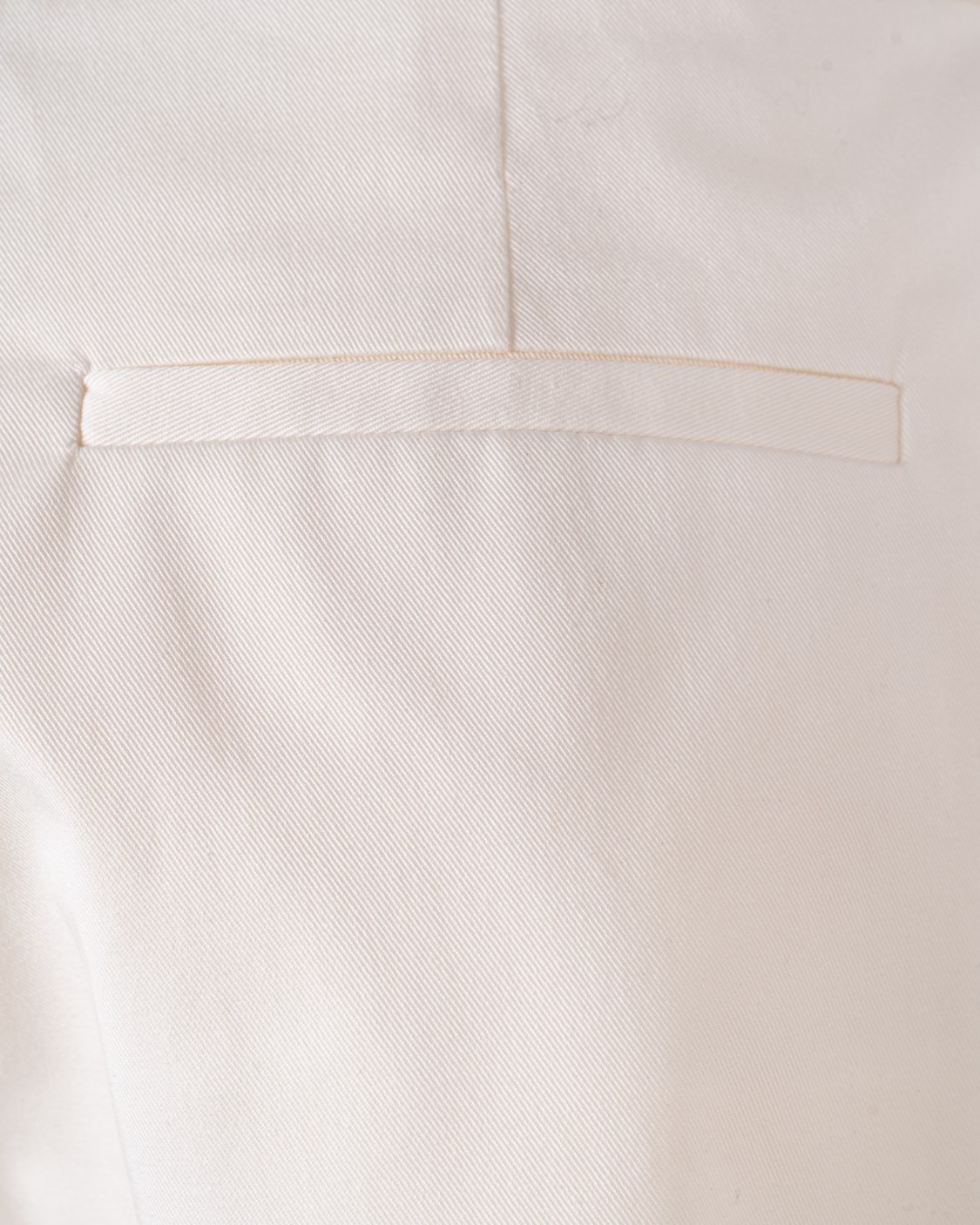 shop FABIANA FILIPPI  Pantalone: Fabiana Filippi pantalone Montefalco in gabardina.
Gabardina di cotone.
Filo diamante.
Linea regular.
Composizione: 97% Cotone, 3% Elastan.
Made in Italy.. PAD265F326L192-0142 number 3089608